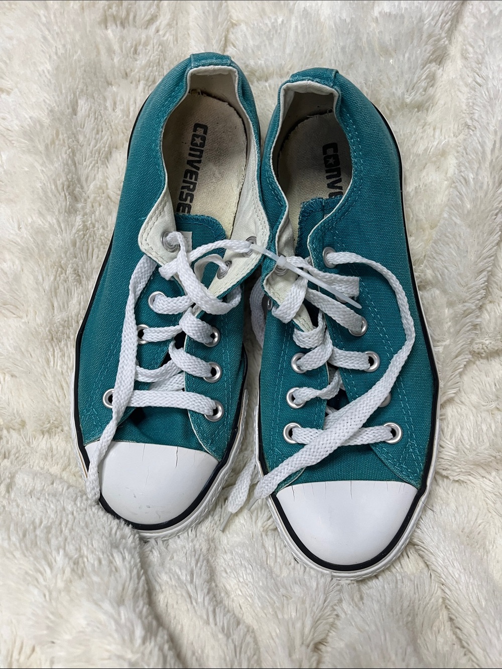 Converse Women’s Teal Low-Top Canvas Sneakers